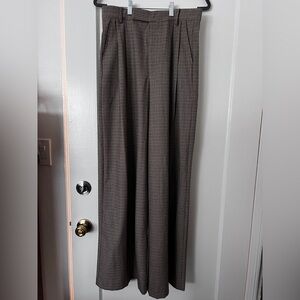 Elegant Women's Brown Checkered Trousers